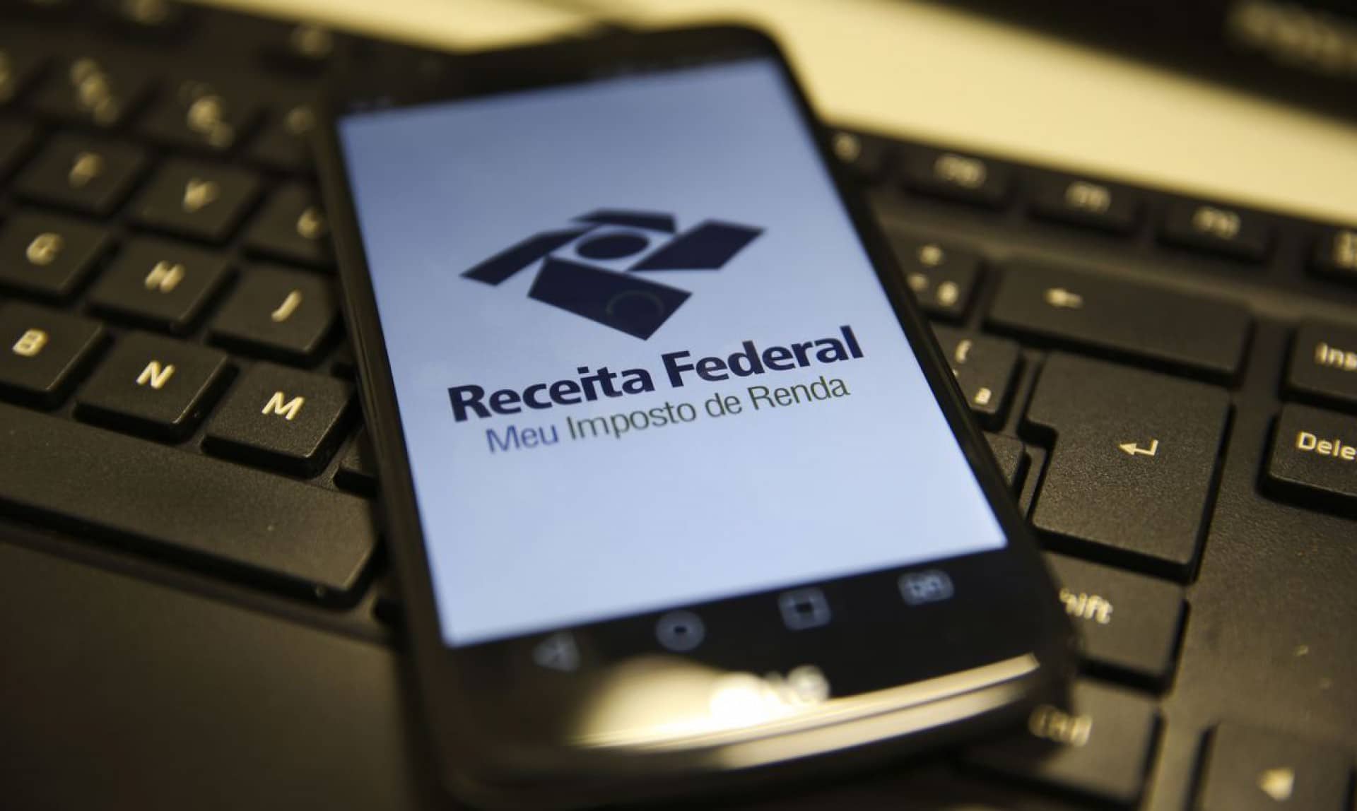 Contribuinte deve aproveitar feriadão para separar documentos do IR