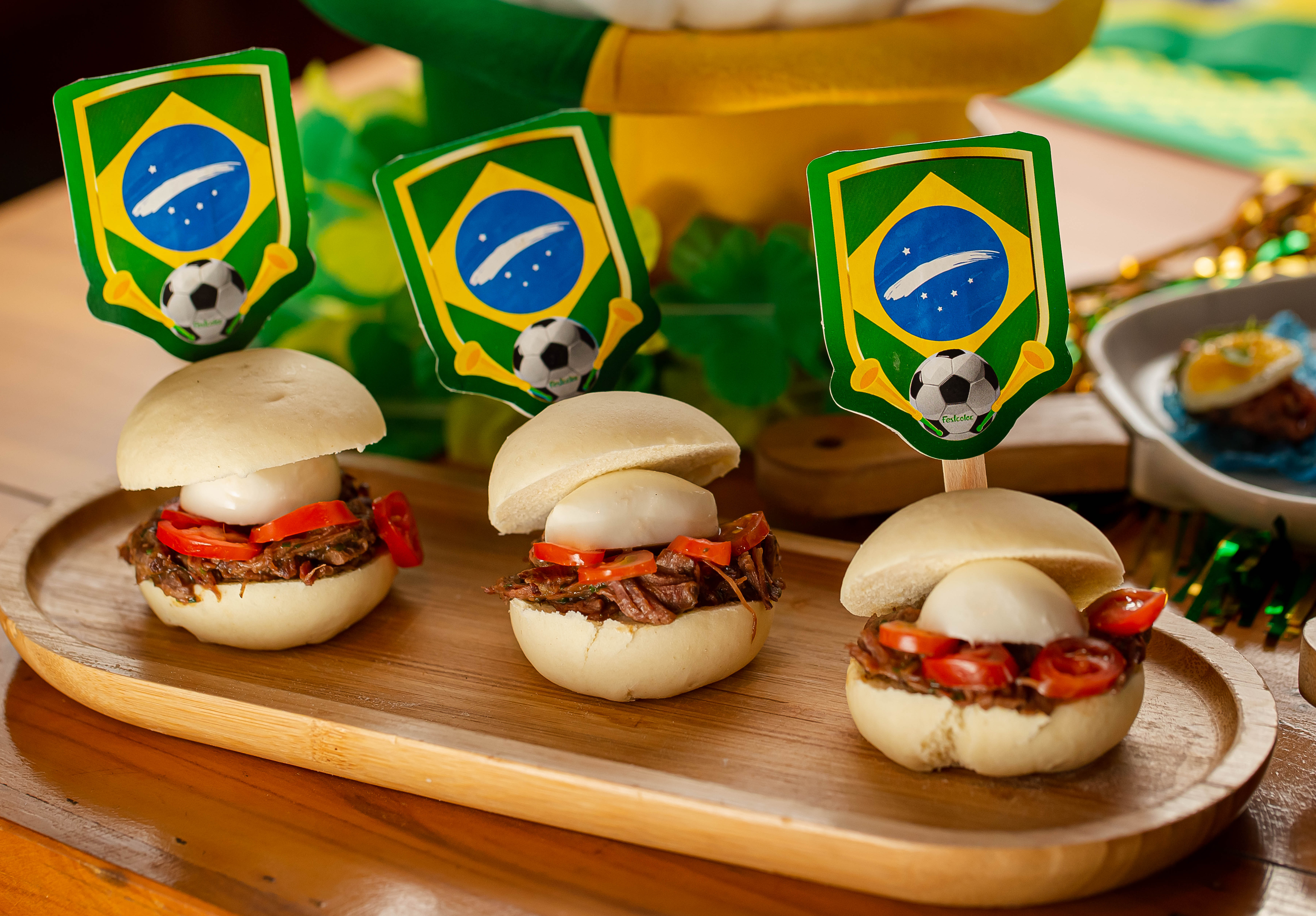 Buffet do chef Ronny Peterson lança pacotes para quem vai curtir a Copa do Mundo em casa ou no trabalho