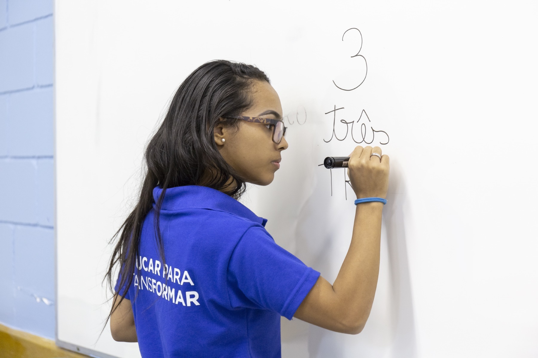 Estácio Brasília abre nova turma do Programa de Alfabetização e Letramento de Jovens e Adultos