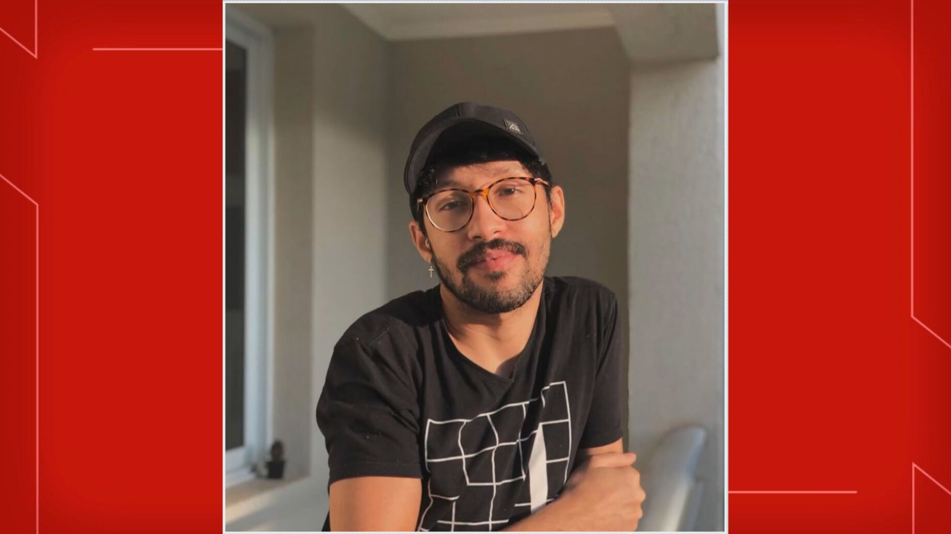 Josias Silva, ator e iluminador cênico do DF, morre por complicações de dengue hemorrágica Josias Silva, ator e iluminador cênico do DF, morre por complicações de dengue hemorrágica