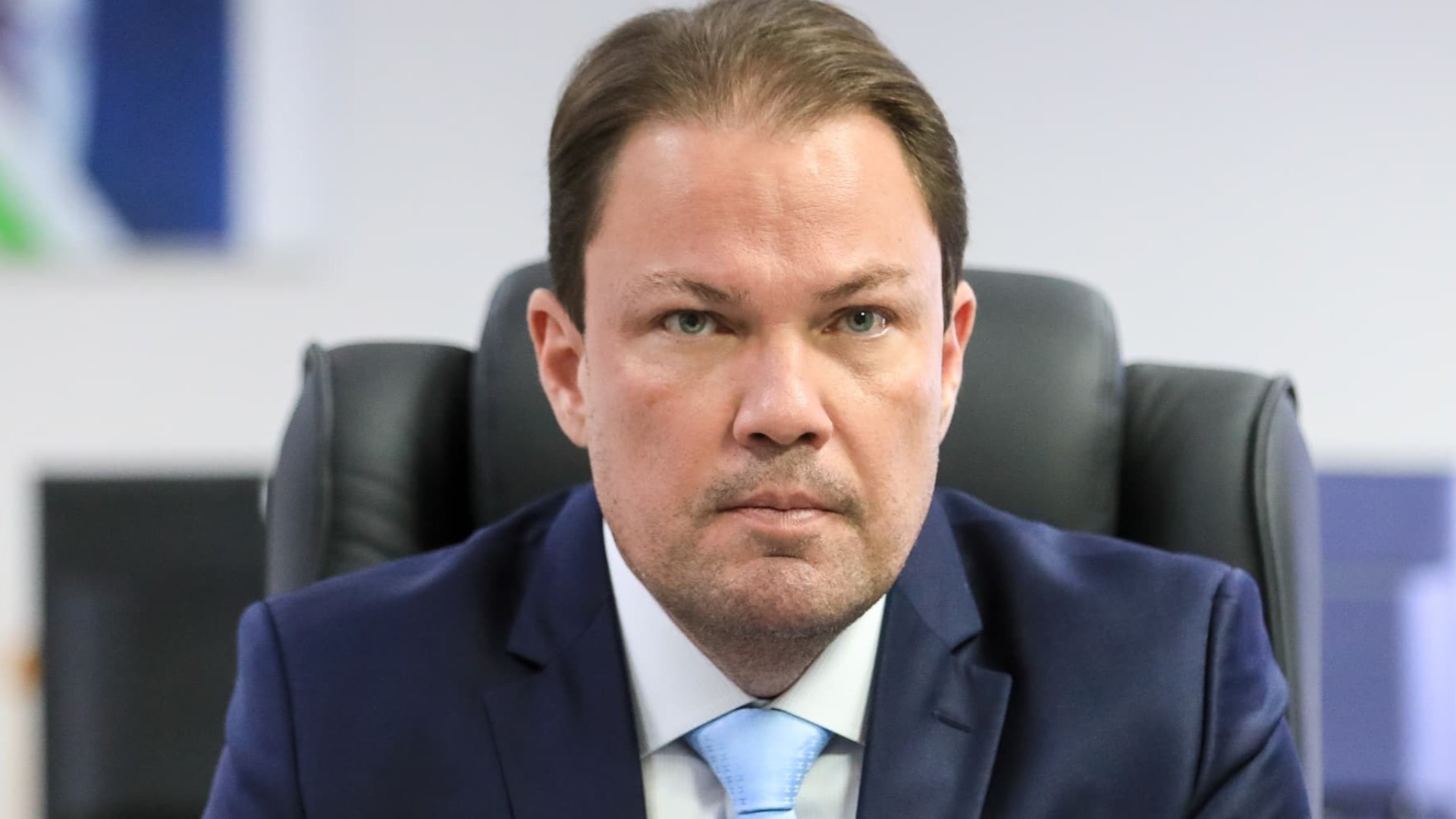 Tribunal de Contas dá 5 dias para Ibaneis explicar manutenção de secretário condenado por corrupção Tribunal de Contas dá 5 dias para Ibaneis explicar manutenção de secretário condenado por corrupção
