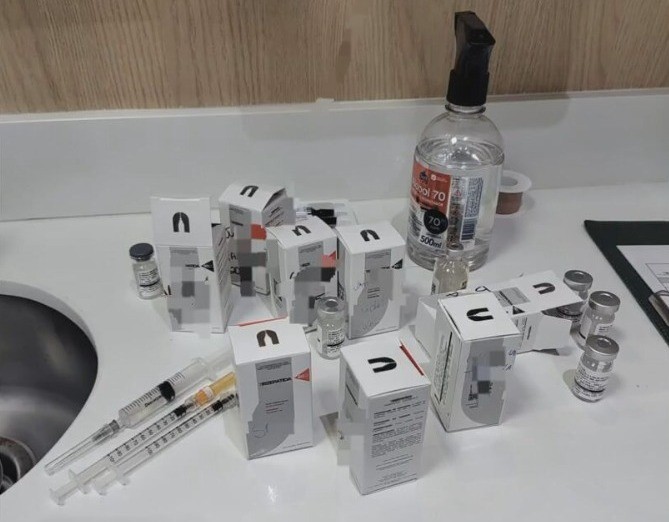 Clínica de emagrecimento é interditada no DF por oferecer medicamentos suspeitos Clínica de emagrecimento é interditada no DF por oferecer medicamentos suspeitos