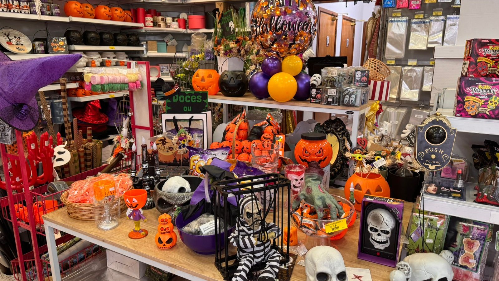Halloween: comerciantes do DF preveem aumento nas vendas neste ano, diz pesquisa Halloween: comerciantes do DF preveem aumento nas vendas neste ano, diz pesquisa