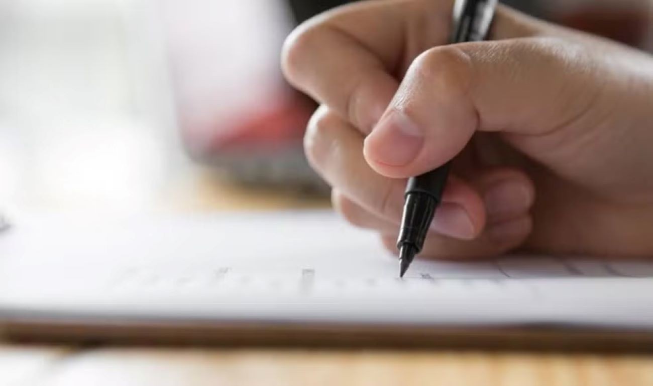 Fraude em concursos do Cespe: Justiça condena 13 pessoas no DF por improbidade administrativa Fraude em concursos do Cespe: Justiça condena 13 pessoas no DF por improbidade administrativa