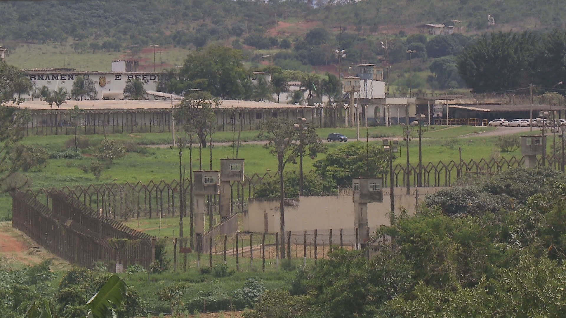 DF ignora lei federal e mantém um único psiquiatra para atender 28 mil presos no sistema carcerário DF ignora lei federal e mantém um único psiquiatra para atender 28 mil presos no sistema carcerário
